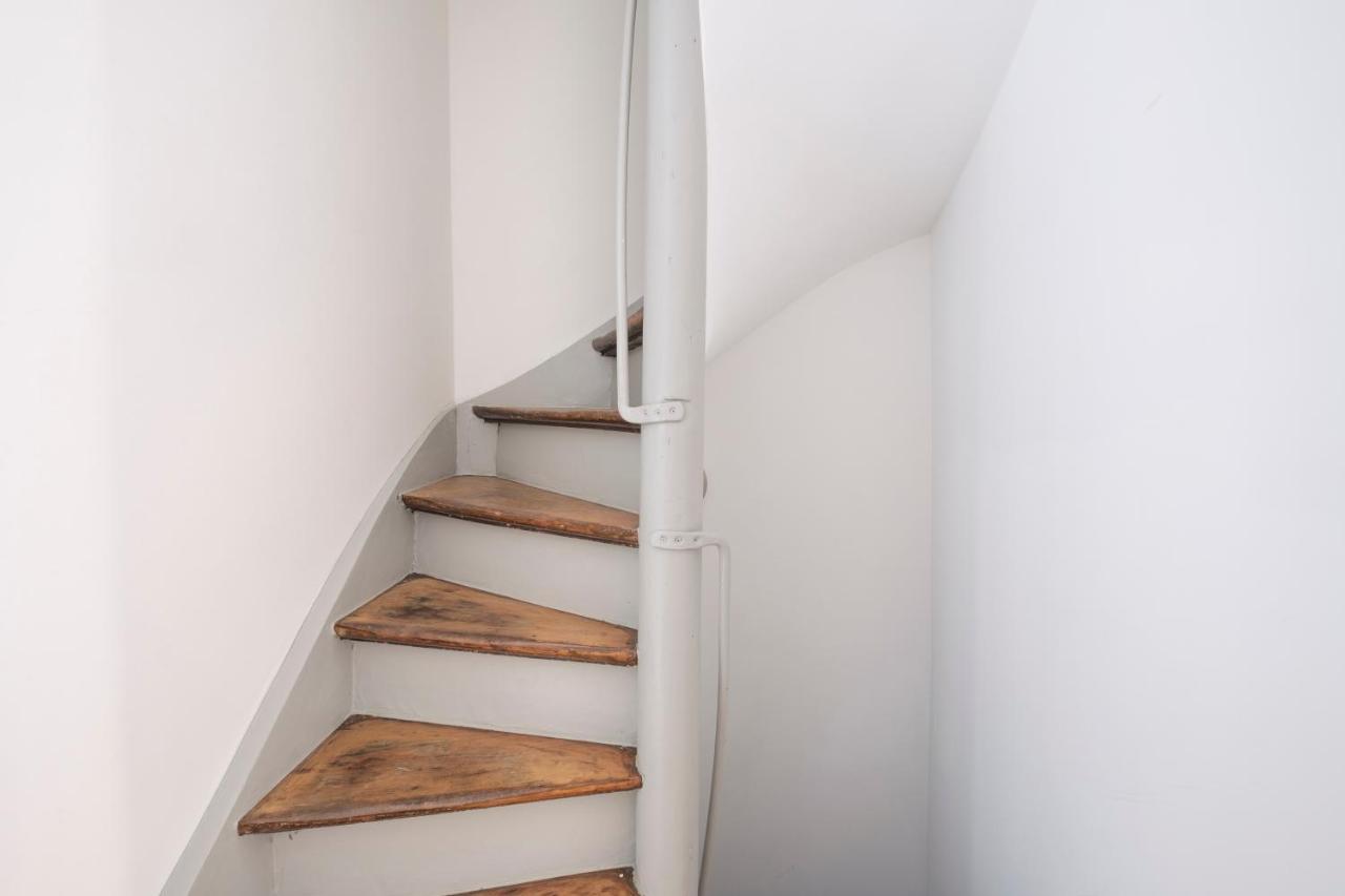 Apartamento The Doms Flats Bruselas Exterior foto