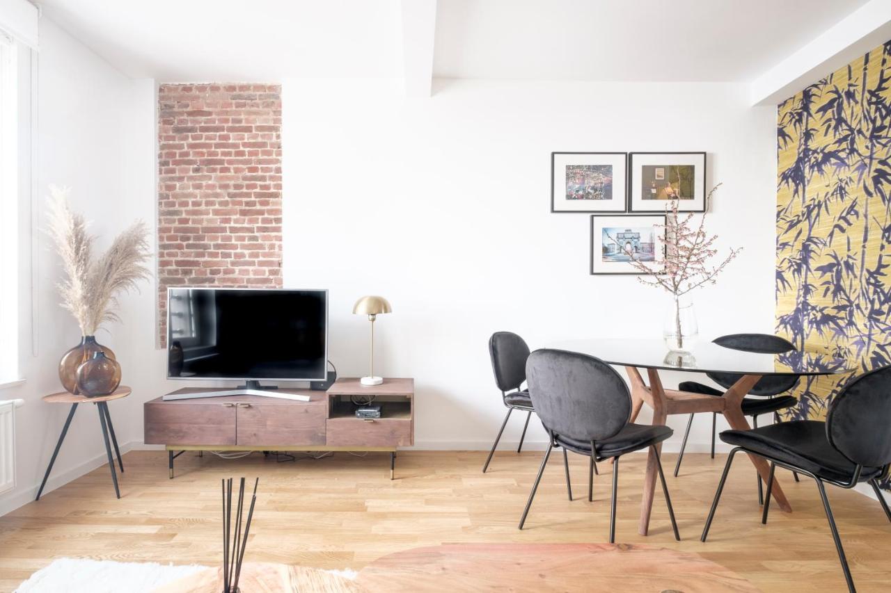 Apartamento The Doms Flats Bruselas Exterior foto