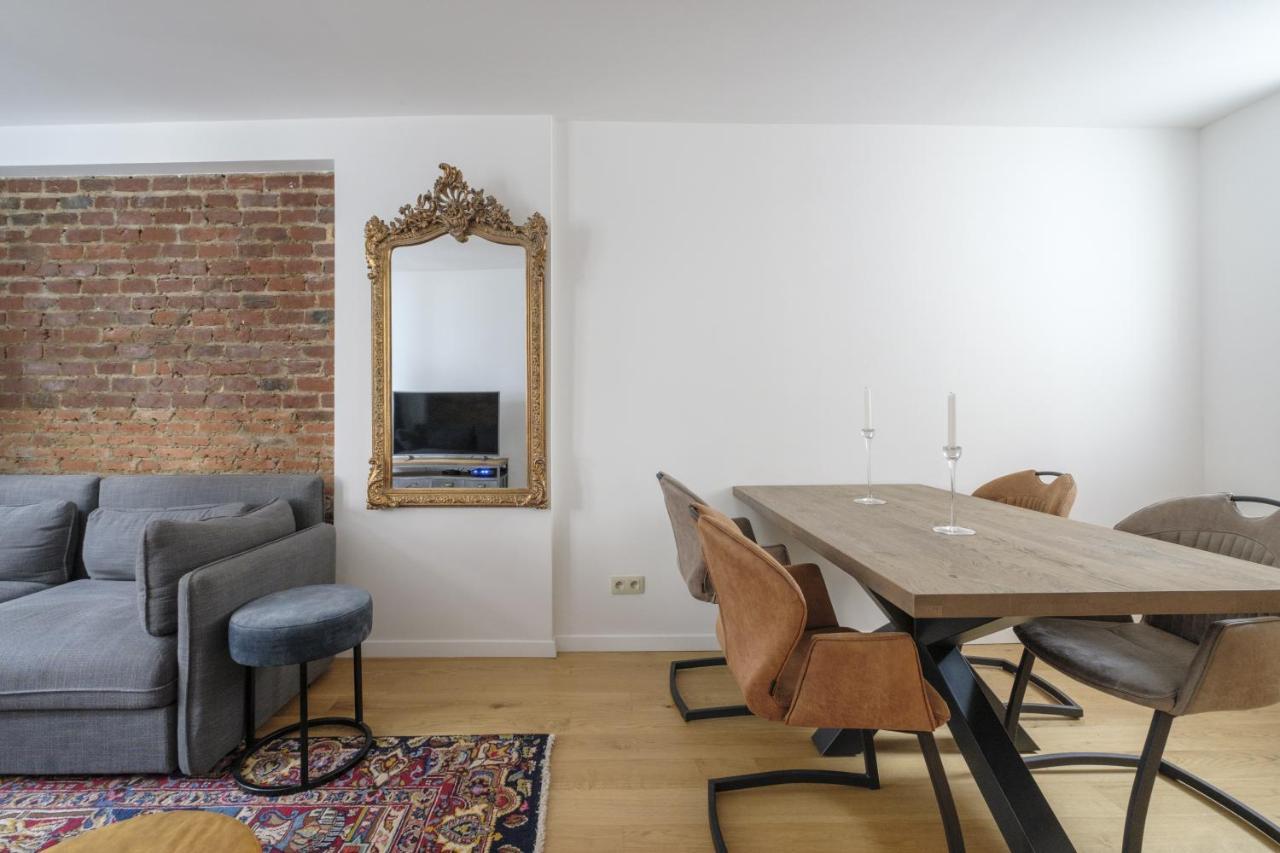 Apartamento The Doms Flats Bruselas Exterior foto
