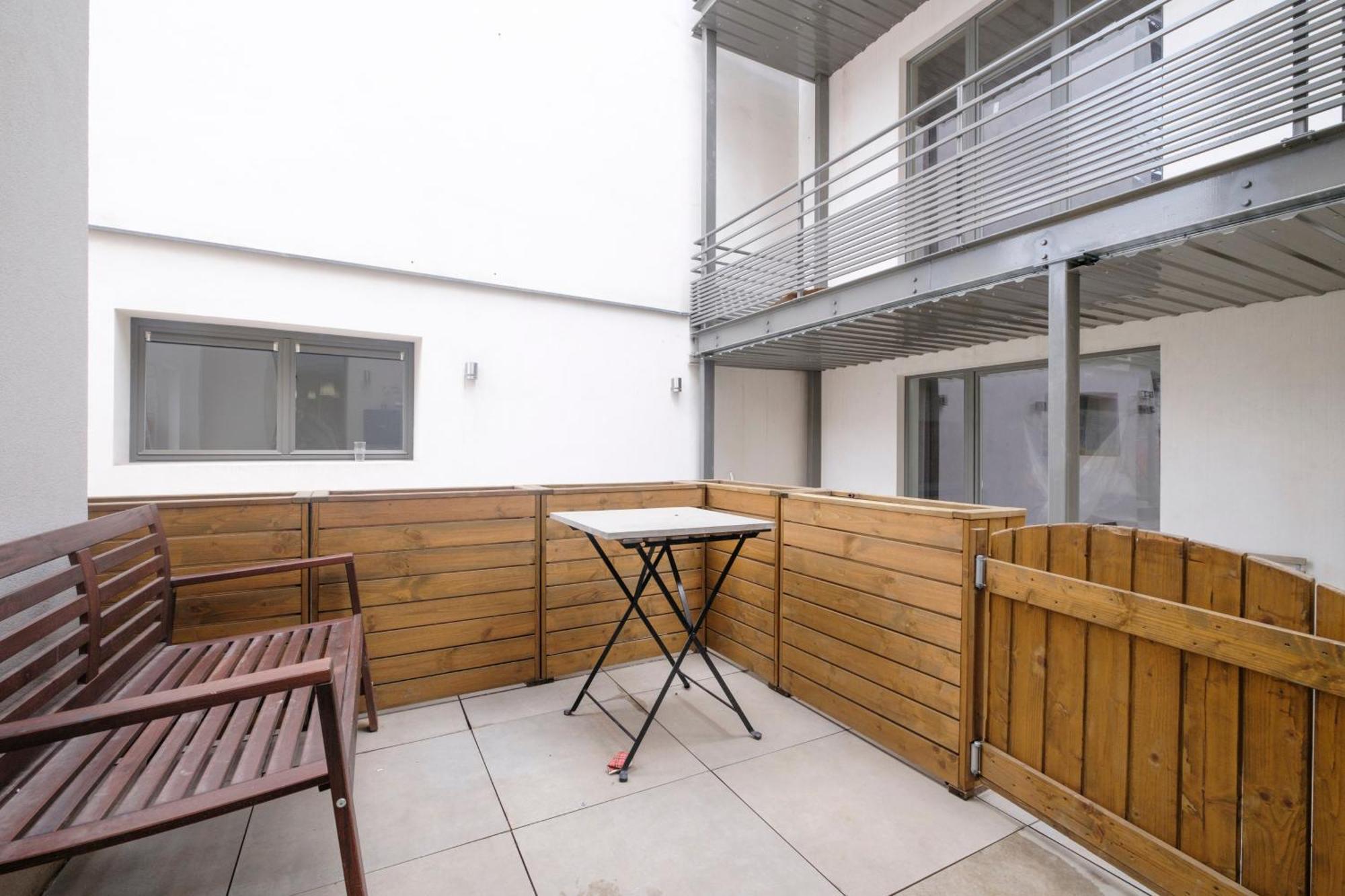 Apartamento The Doms Flats Bruselas Exterior foto